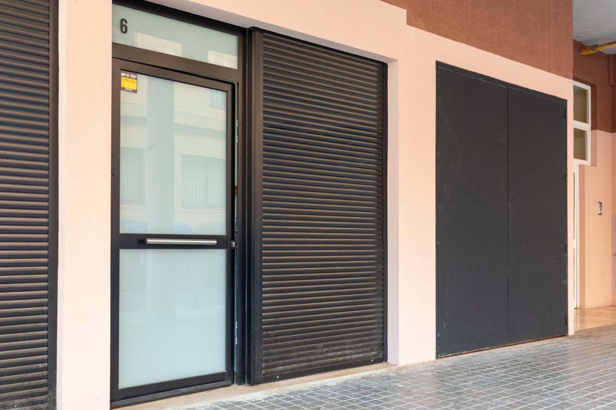 Travel Habitat Mediterranean Suites Valencia Eksteriør billede