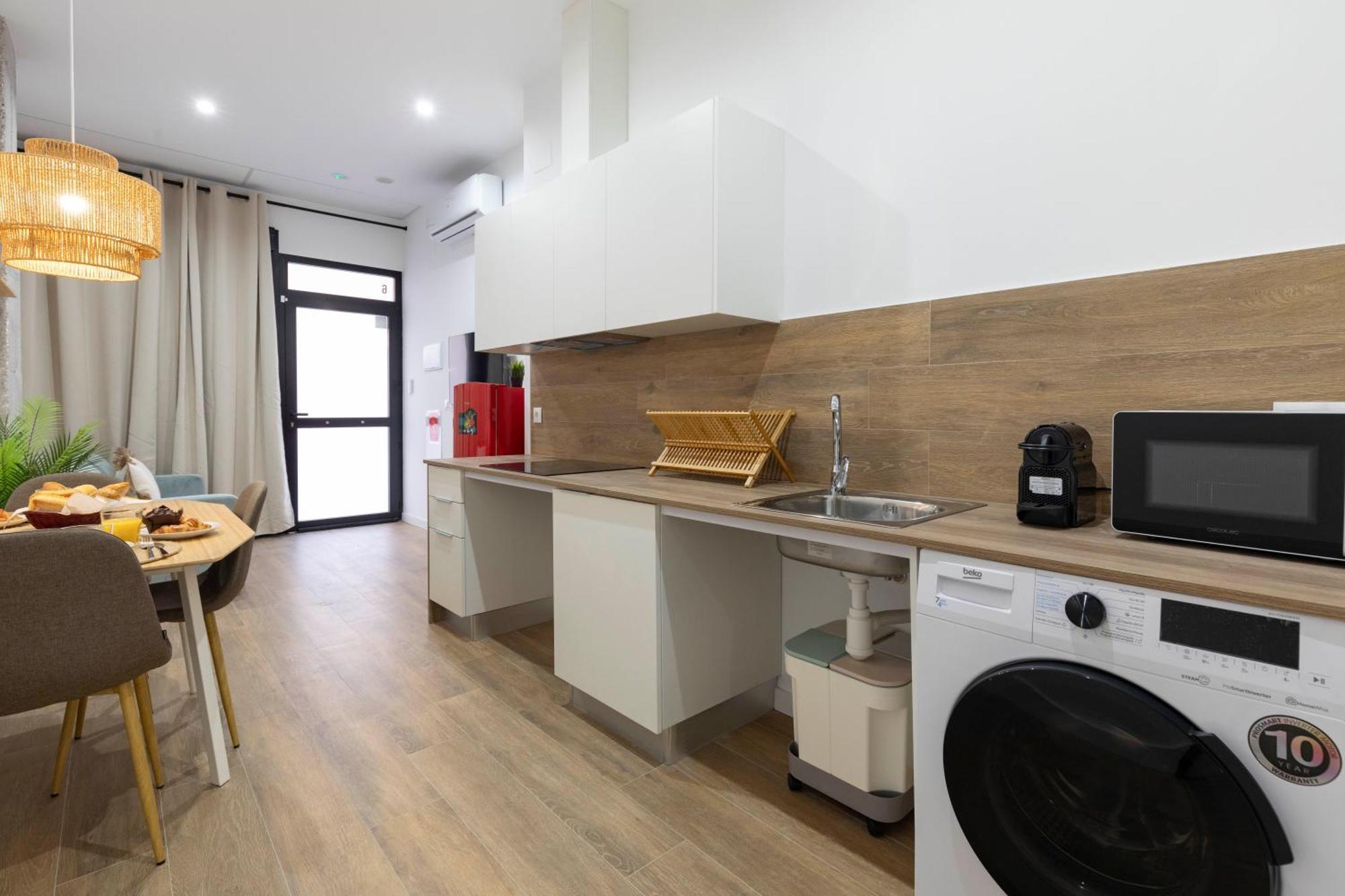 Travel Habitat Mediterranean Suites Valencia Eksteriør billede