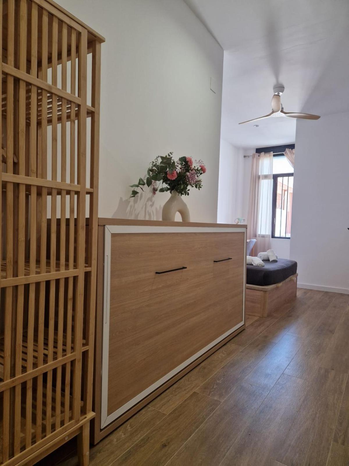 Travel Habitat Mediterranean Suites Valencia Værelse billede